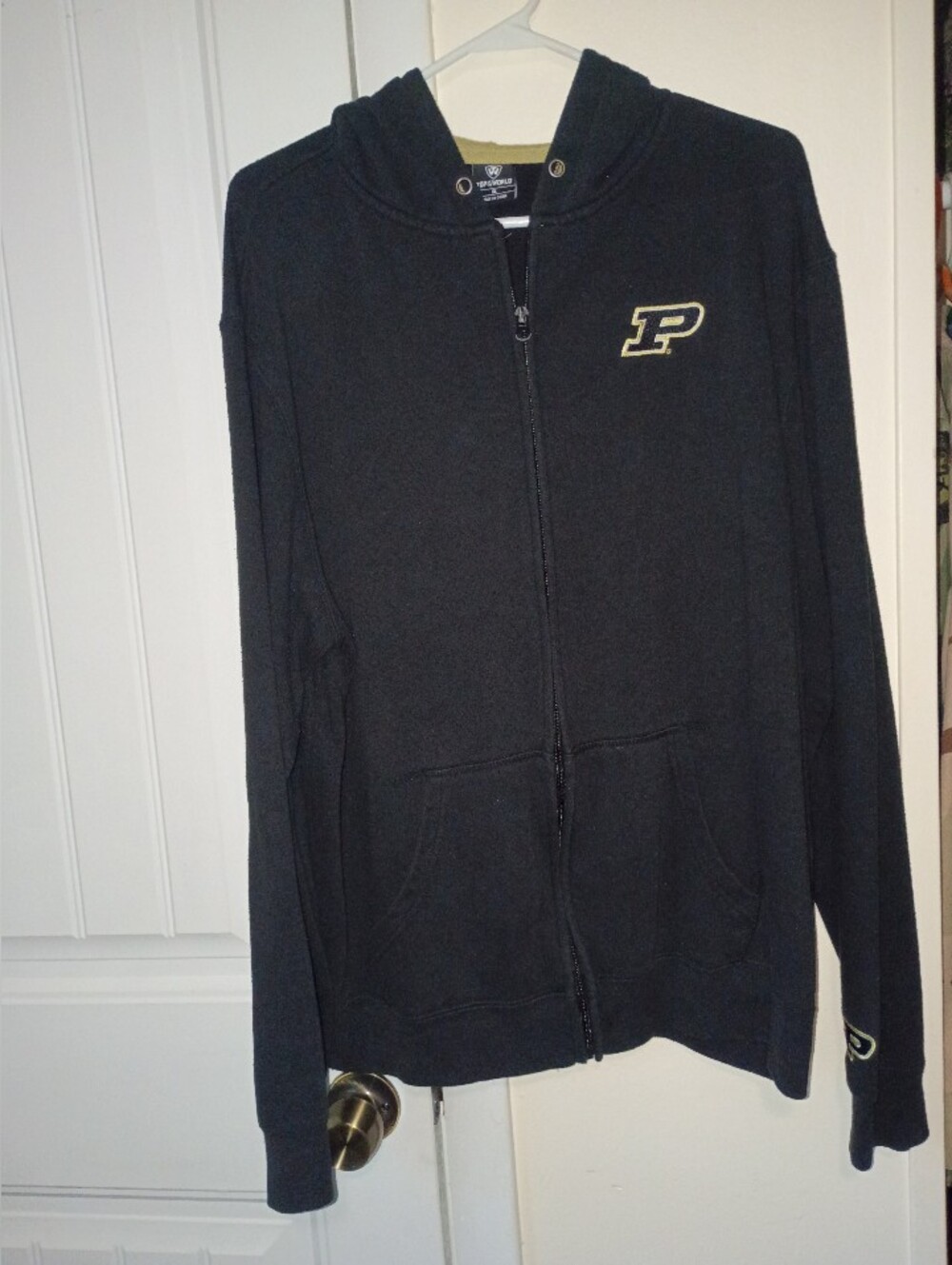 PURDUE UNIVERSITY unisex Black Full-Zip Hoodie with Branded Neck Tag